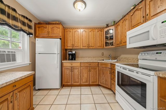 135 Weyants Lane, Newburgh, NY 12550