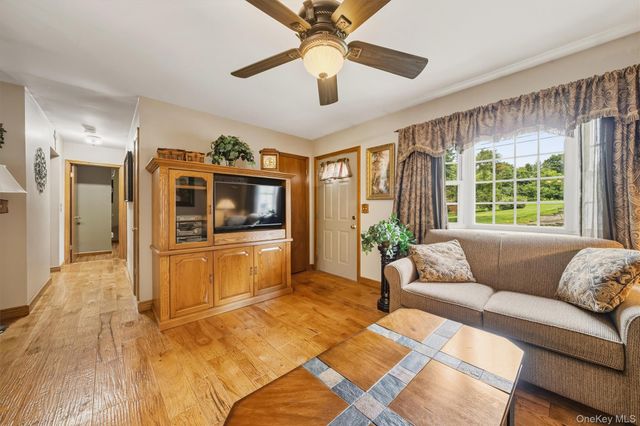 135 Weyants Lane, Newburgh, NY 12550