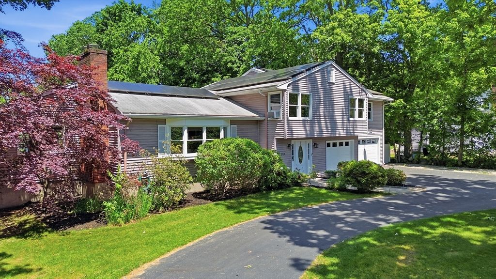 289 Concord Road, Bedford, MA 01730