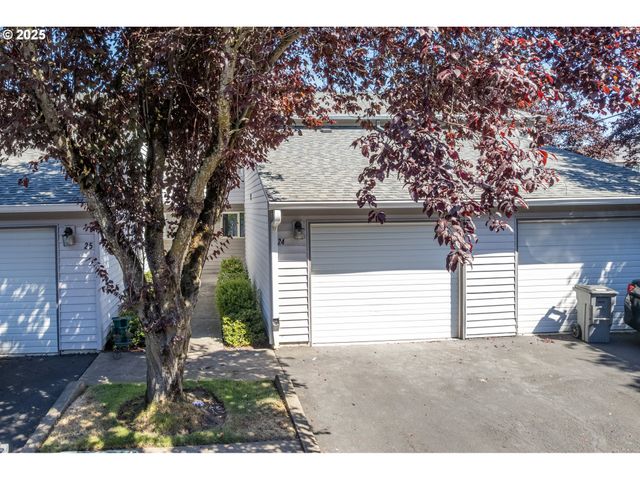 5301 PLOMONDON St F24, Vancouver, WA 98661