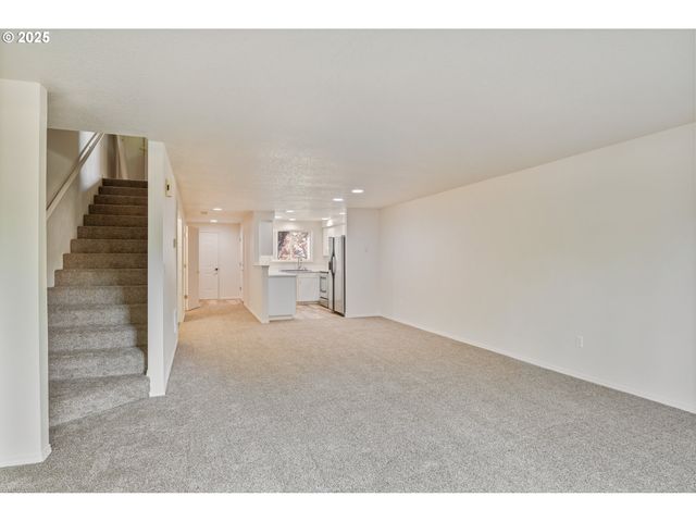 5301 PLOMONDON St F24, Vancouver, WA 98661