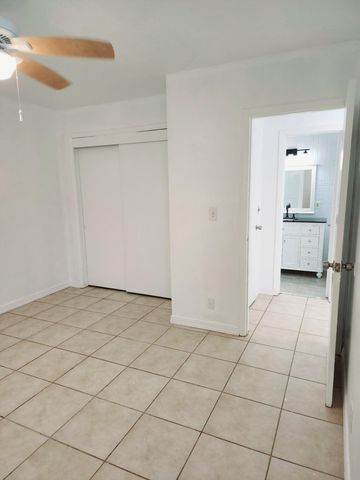 4124 N 32nd Court, Hollywood, FL 33021