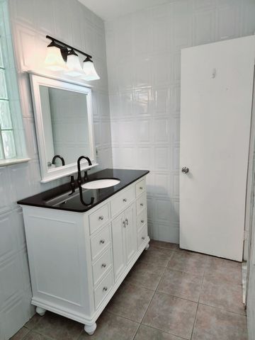 4124 N 32nd Court, Hollywood, FL 33021