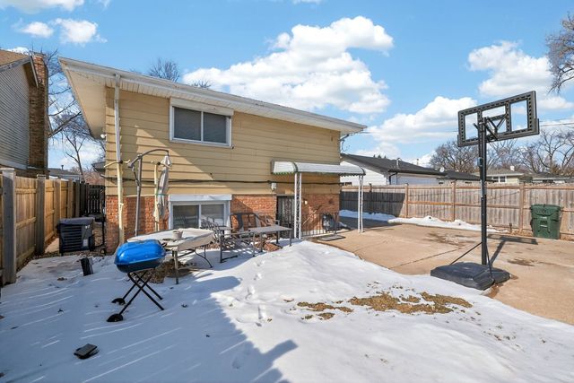 14519 Sanderson Avenue, Dolton, IL 60419