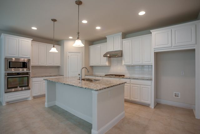 3412 Damsel Sauvage Lane, Lewisville, TX 75056