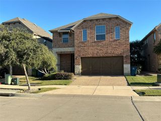 3412 Damsel Sauvage Lane, Lewisville, TX 75056