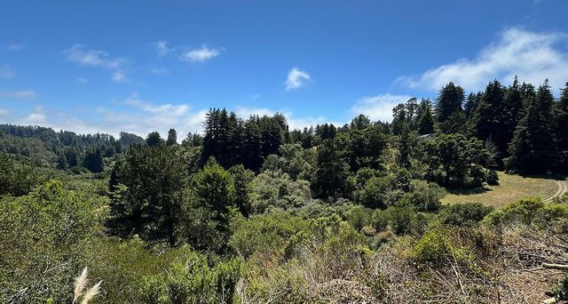 5601 Freedom Boulevard, Aptos, CA 95003