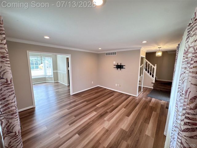 35601 Ashford Drive, Sterling Heights, MI 48312