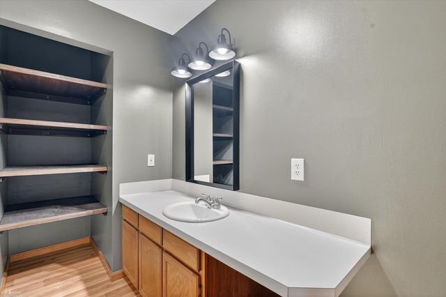 424 Fairview Avenue, Caledonia Twp, MI 48867