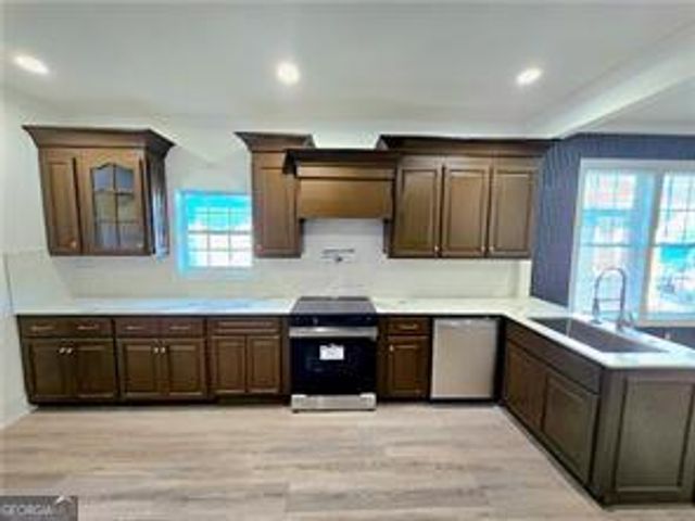 1022 Mayson Turner Road NW, Atlanta, GA 30314