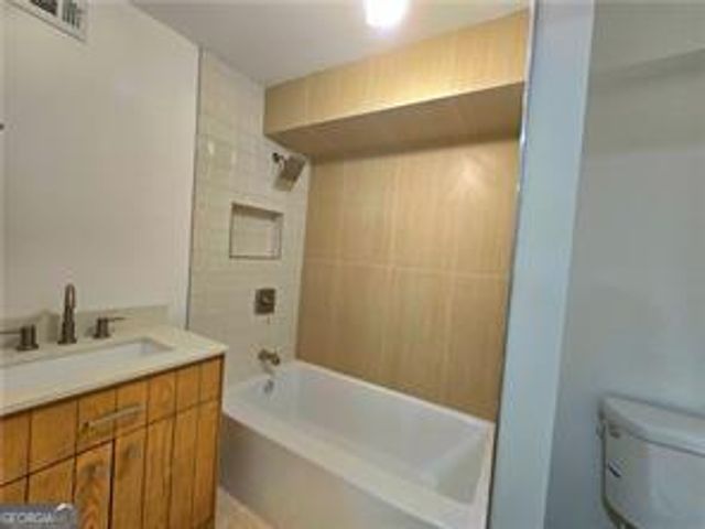 1022 Mayson Turner Road NW, Atlanta, GA 30314