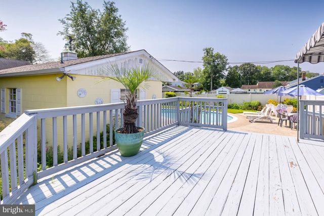 192 S ROOSEVELT CT, West Deptford, NJ 08086