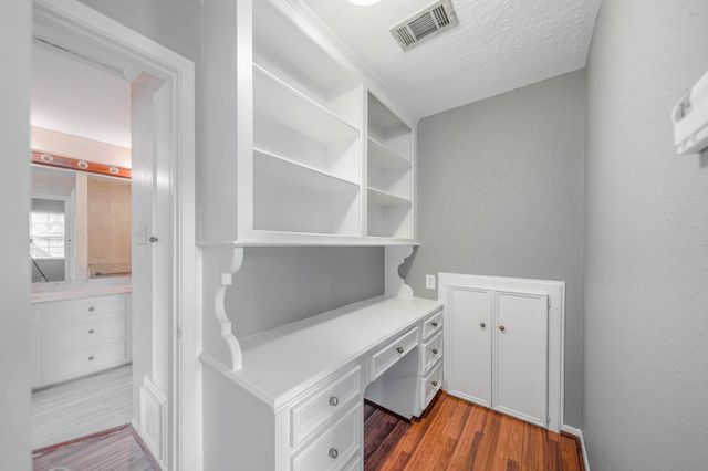 10910 Vanderford Drive, Houston, TX 77099