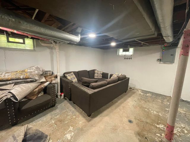 6578 Montrose Street, Detroit, MI 48228