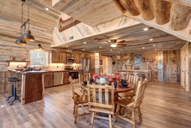 187 Briar Woods Lane, Blue Ridge, GA 30513