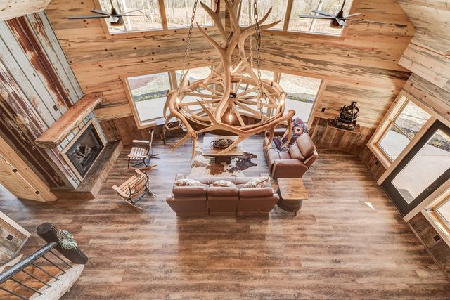 187 Briar Woods Lane, Blue Ridge, GA 30513