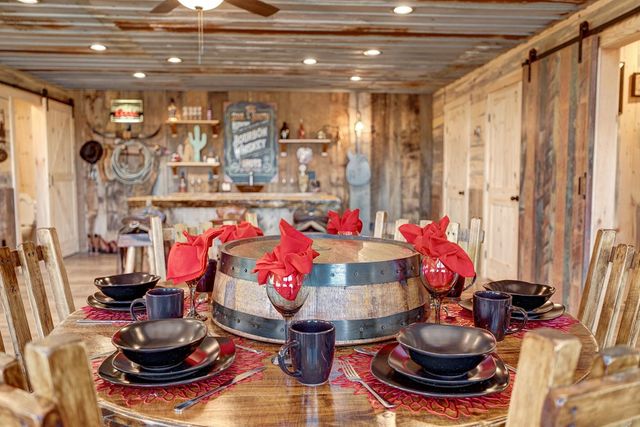 187 Briar Woods Lane, Blue Ridge, GA 30513