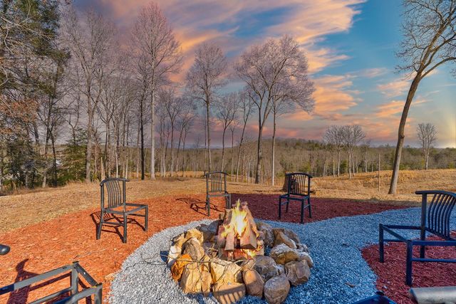 187 Briar Woods Lane, Blue Ridge, GA 30513