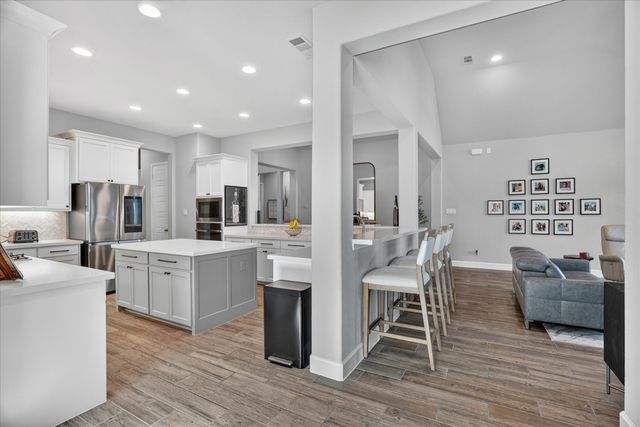 2825 Shane Drive, Midlothian, TX 76065