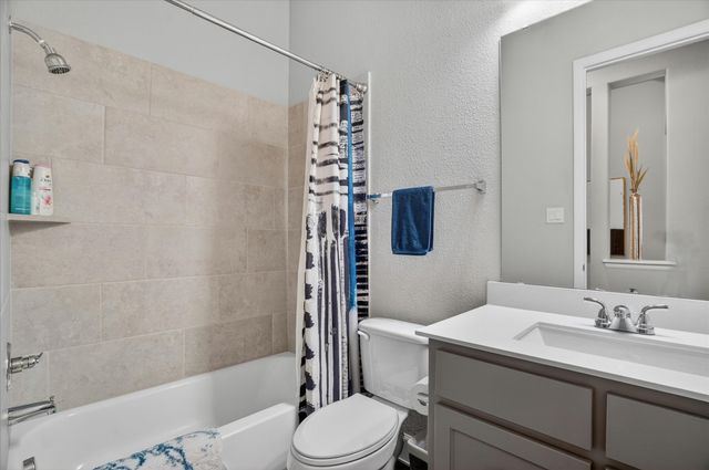 2825 Shane Drive, Midlothian, TX 76065