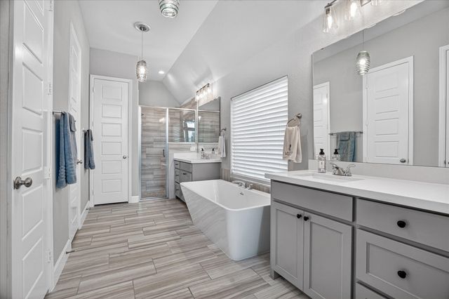 2825 Shane Drive, Midlothian, TX 76065