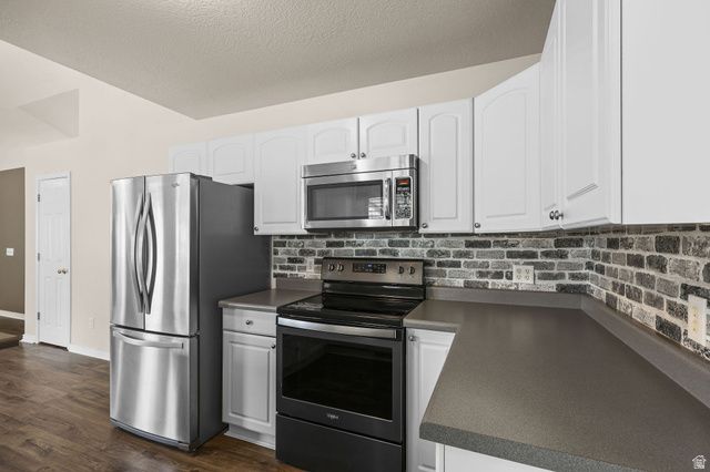 305 W 2300 S, Perry, UT 84302