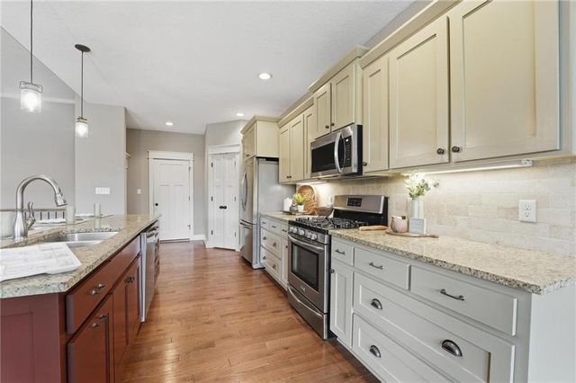 4385 Missouri Drive, Ottawa, KS 66067