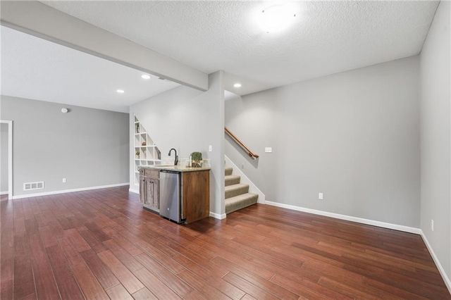 4385 Missouri Drive, Ottawa, KS 66067