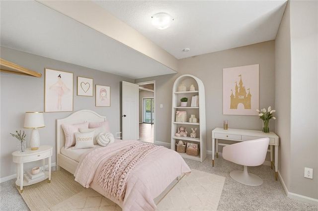 4385 Missouri Drive, Ottawa, KS 66067