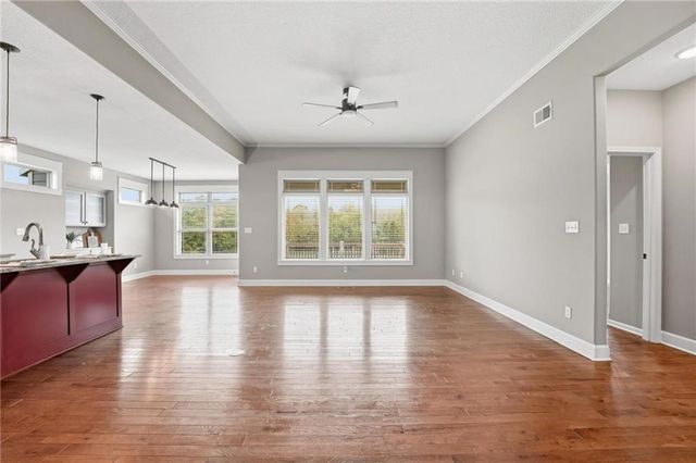 4385 Missouri Drive, Ottawa, KS 66067