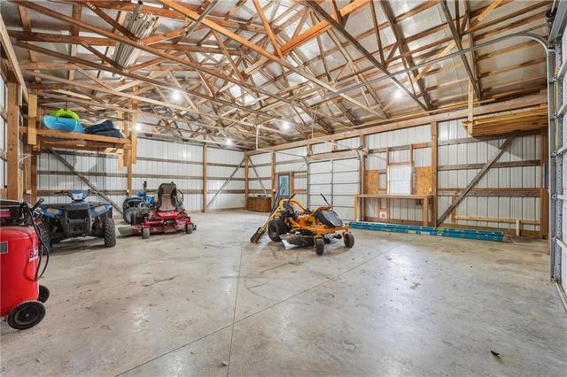 4385 Missouri Drive, Ottawa, KS 66067