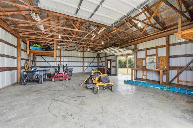 4385 Missouri Drive, Ottawa, KS 66067