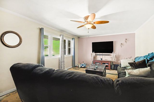 604 Cowles Avenue, Joliet, IL 60435