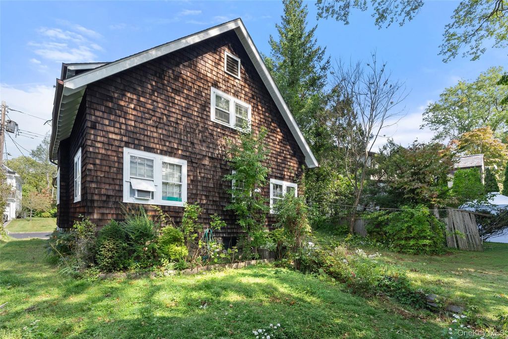 116 Brown Road, Scarsdale, NY 10583 — photo 4
