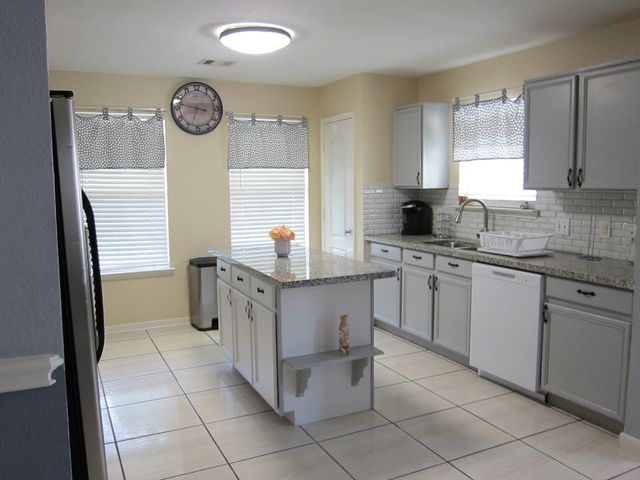 18902 Remington Park Drive, Houston, TX 77073