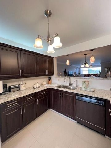 2603 NW 103rd Avenue, Sunrise, FL 33322