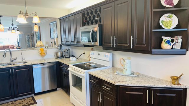 2603 NW 103rd Avenue, Sunrise, FL 33322