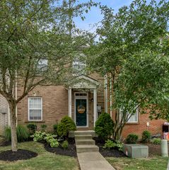 3855 Lochdale Terrace 1107, Lexington, KY 40514