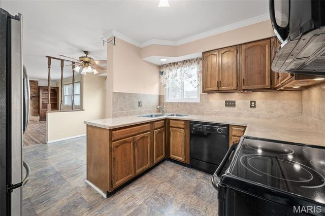 9542 General Lee Drive, St Louis, MO 63126