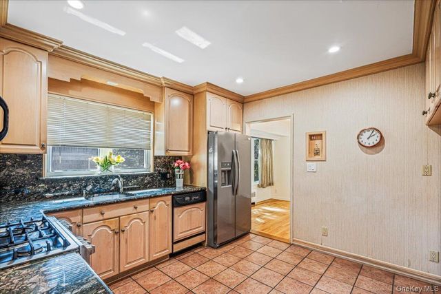 217-06 Stewart Road, Oakland Gardens, NY 11364