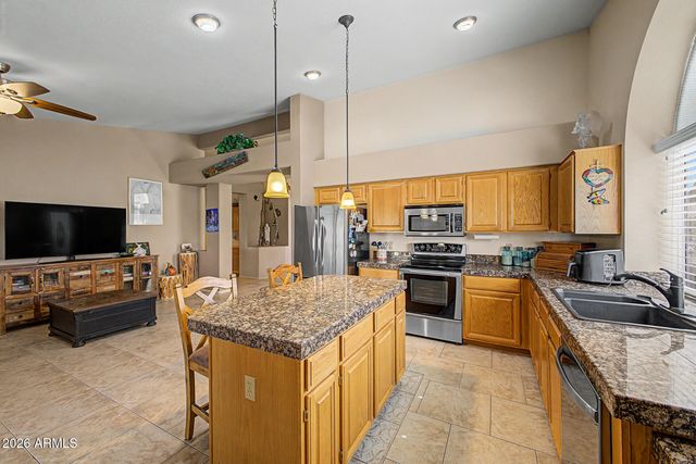 5762 S FEATHER BUSH Drive, Gold Canyon, AZ 85118
