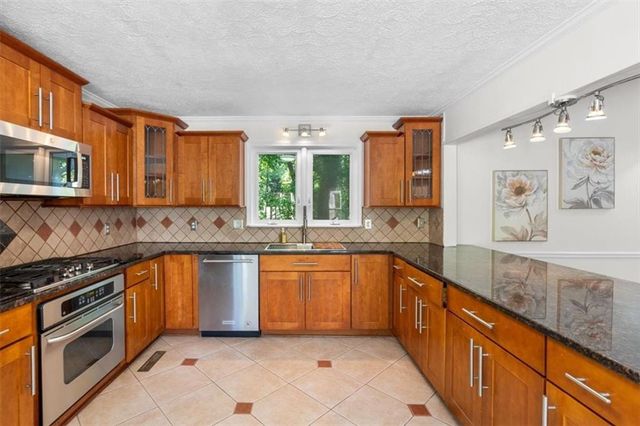 4362 Karls Gate Drive, Marietta, GA 30068