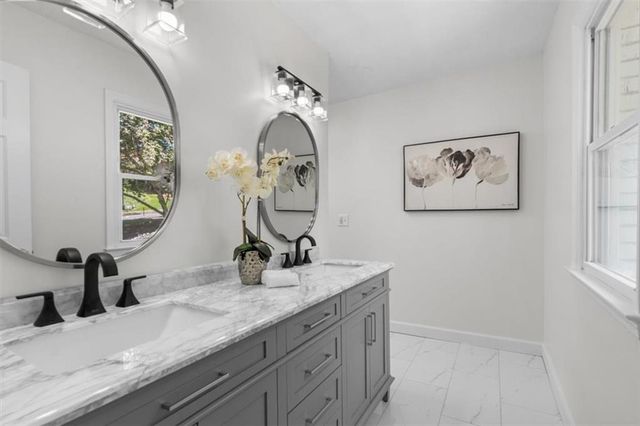 4362 Karls Gate Drive, Marietta, GA 30068