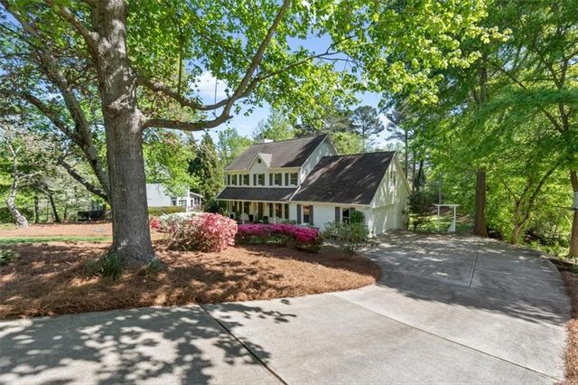 4362 Karls Gate Drive, Marietta, GA 30068