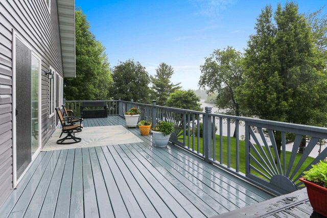 74 SHORE DRIVE, Clintonville, WI 54929