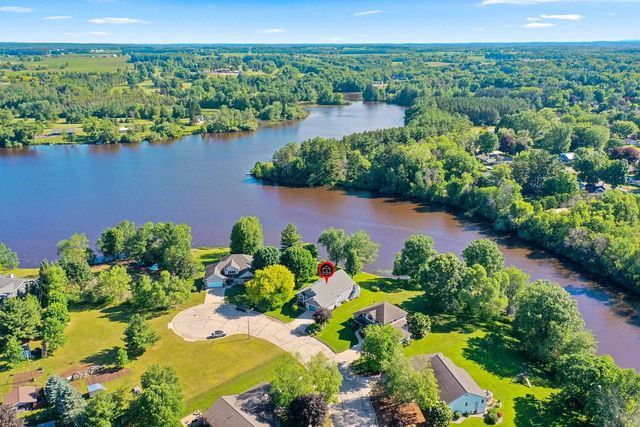 74 SHORE DRIVE, Clintonville, WI 54929