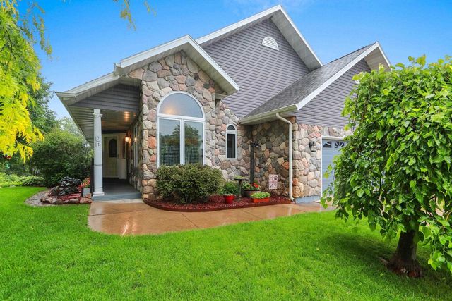74 SHORE DRIVE, Clintonville, WI 54929