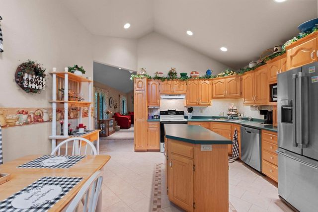 74 SHORE DRIVE, Clintonville, WI 54929