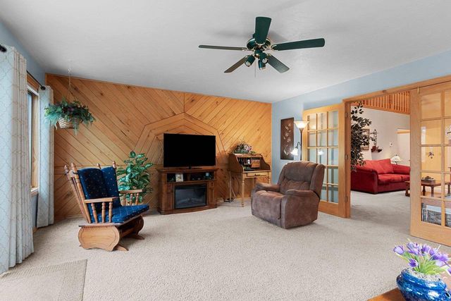74 SHORE DRIVE, Clintonville, WI 54929