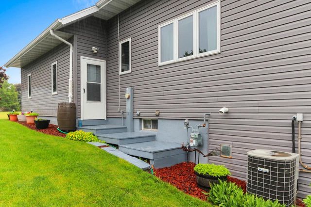 74 SHORE DRIVE, Clintonville, WI 54929